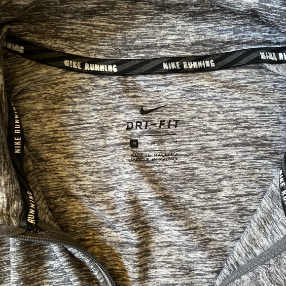 Nike long sleeve - Picture 3 of 3